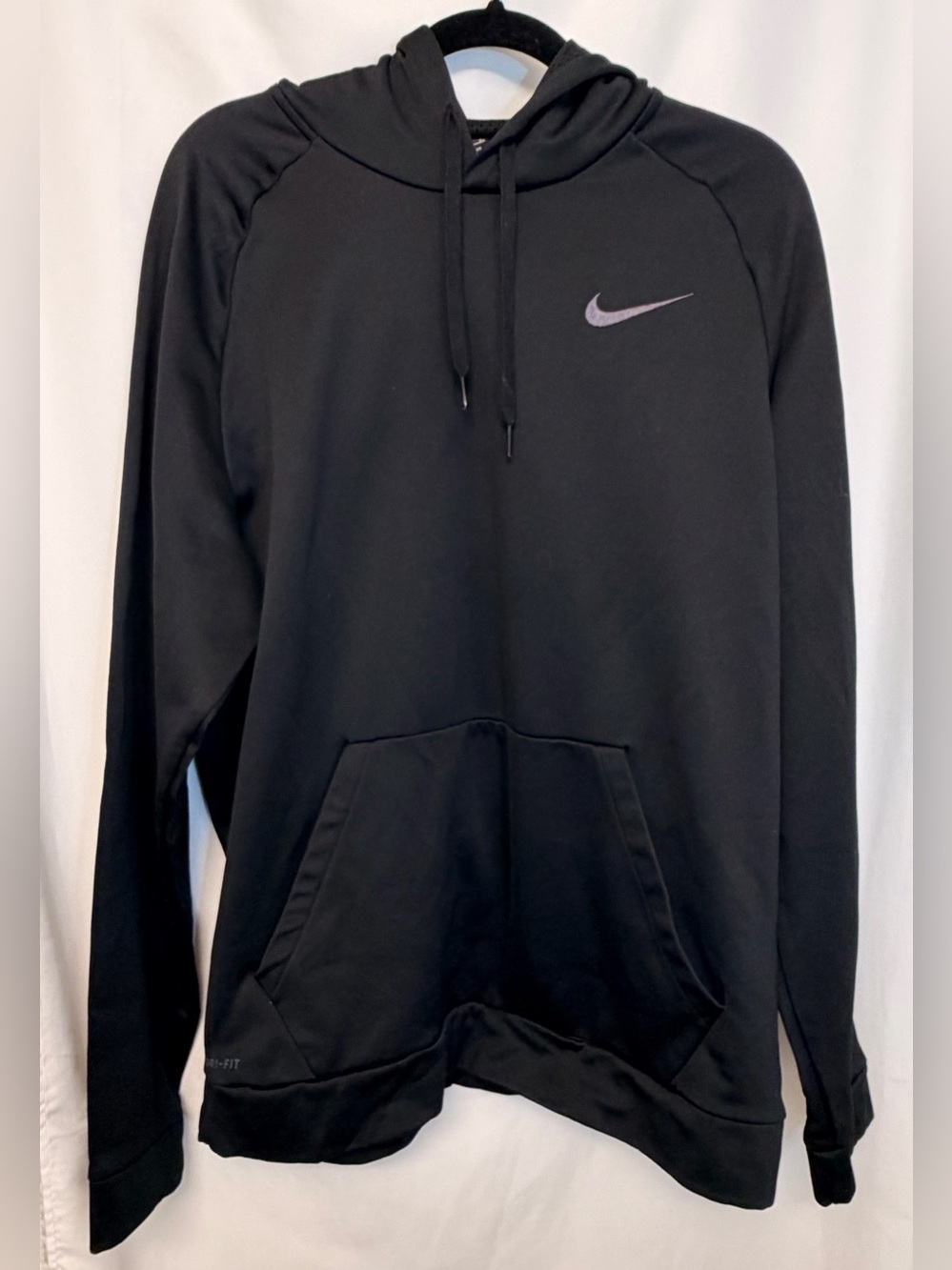 Nike Dri-FIT Black Pullover Hoodie Women’s XL Athletic Sweatshirt Swoosh Pocket
